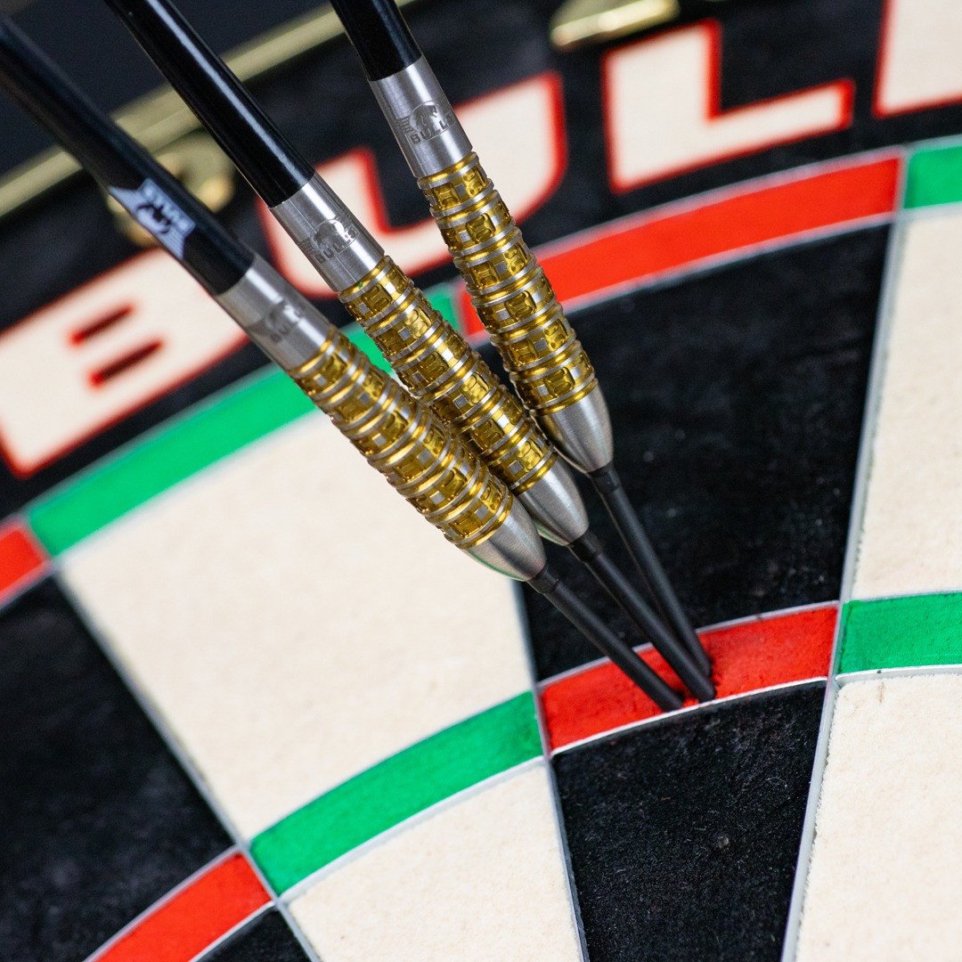 Bull’s Vintago 90% Bomb Steeltip – Vintage Inspired CP Dart Range